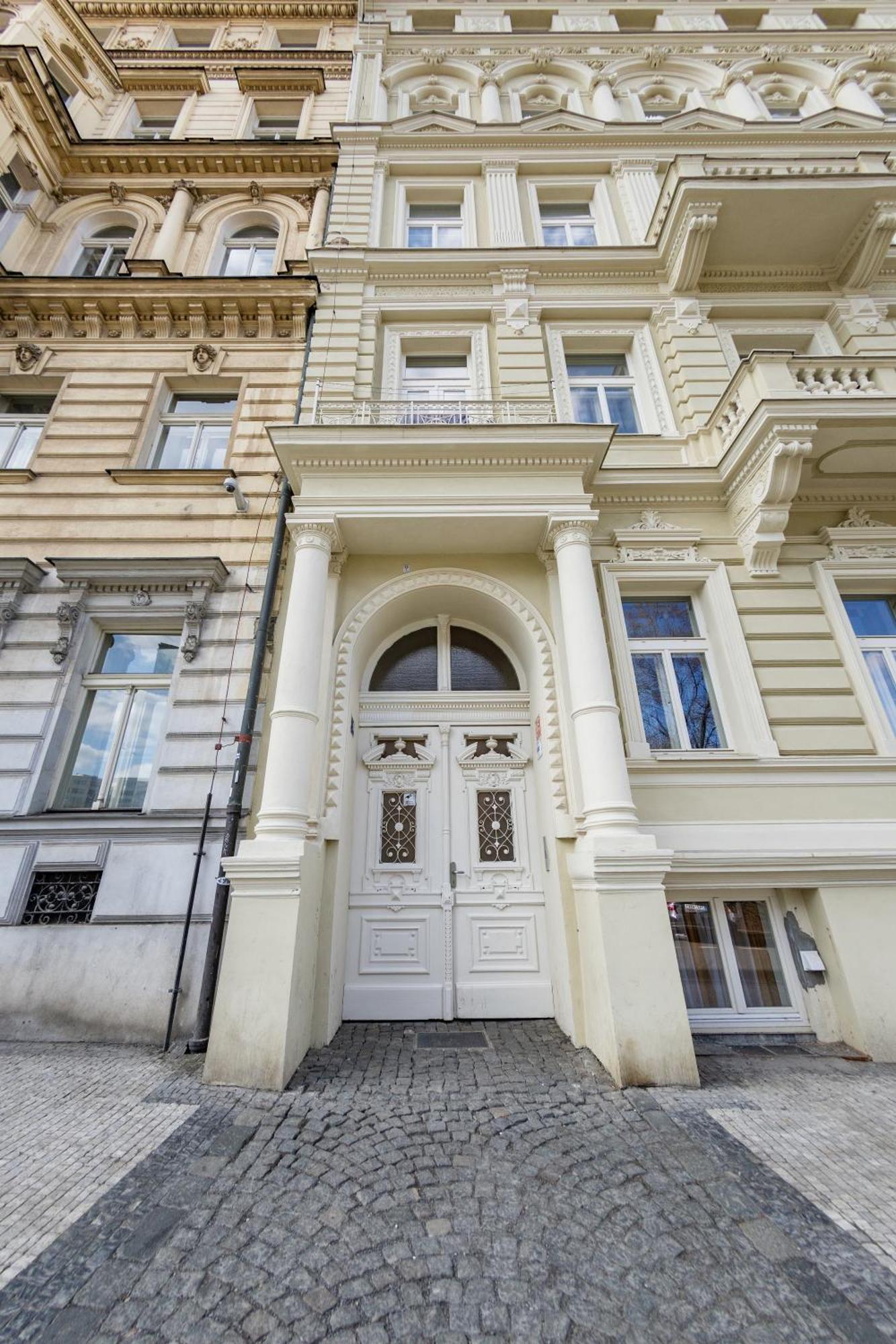 Wenceslas Square Apartment Prague Exterior photo