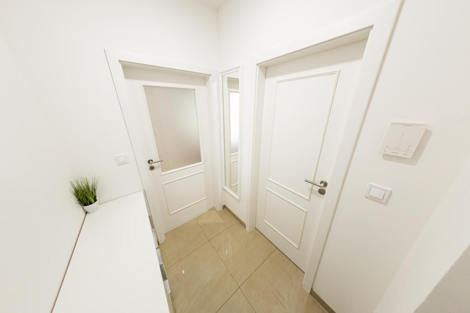 Wenceslas Square Apartment Prague Exterior photo